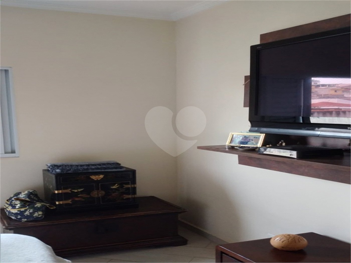 Casa à venda com 3 quartos, sendo 2 suítes, no condomínio Villa's Residencial, São Paulo - SP