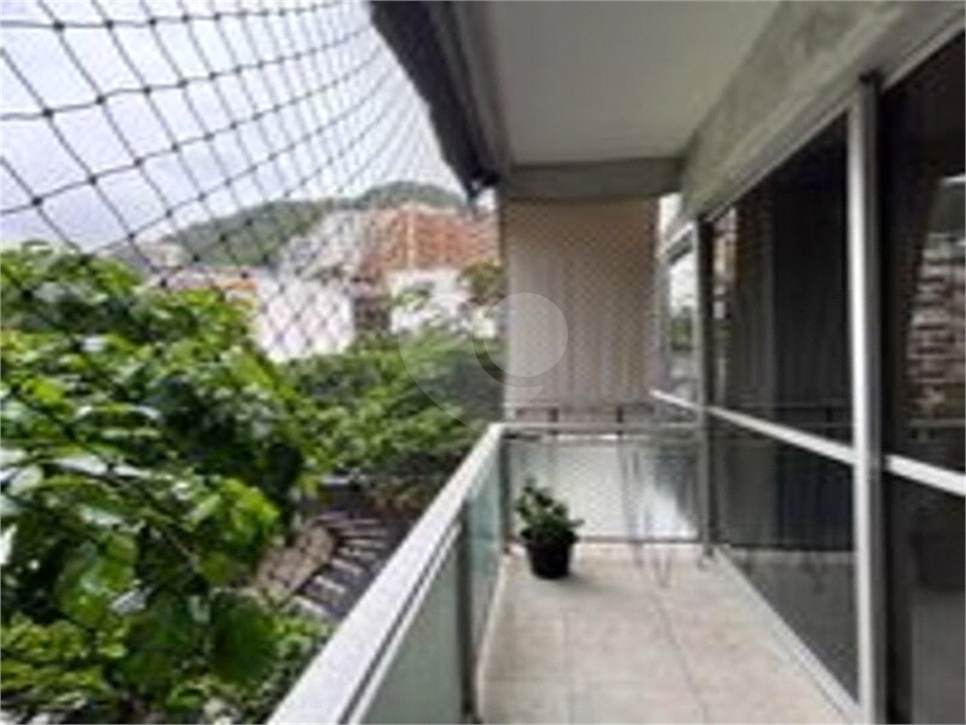 Apartamento à venda com 3 quartos, sendo 1 suíte, em Lagoa, Rio de Janeiro, RJ