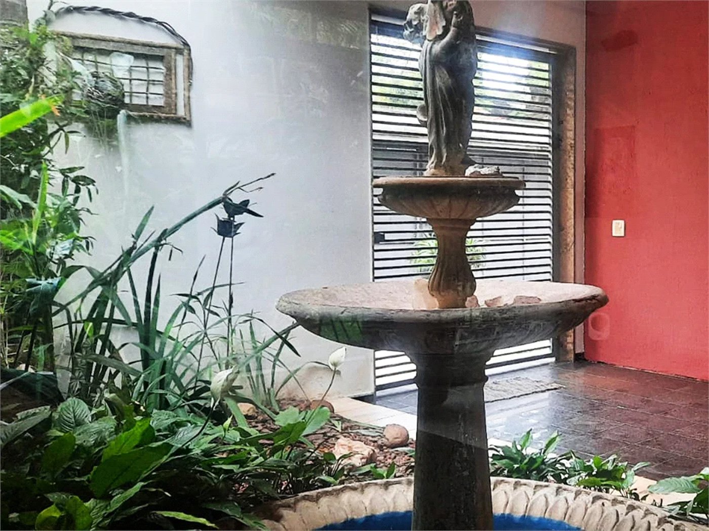Sobrado à venda com 4 quartos, sendo 2 suítes,  em Bela Aliança, São Paulo, SP