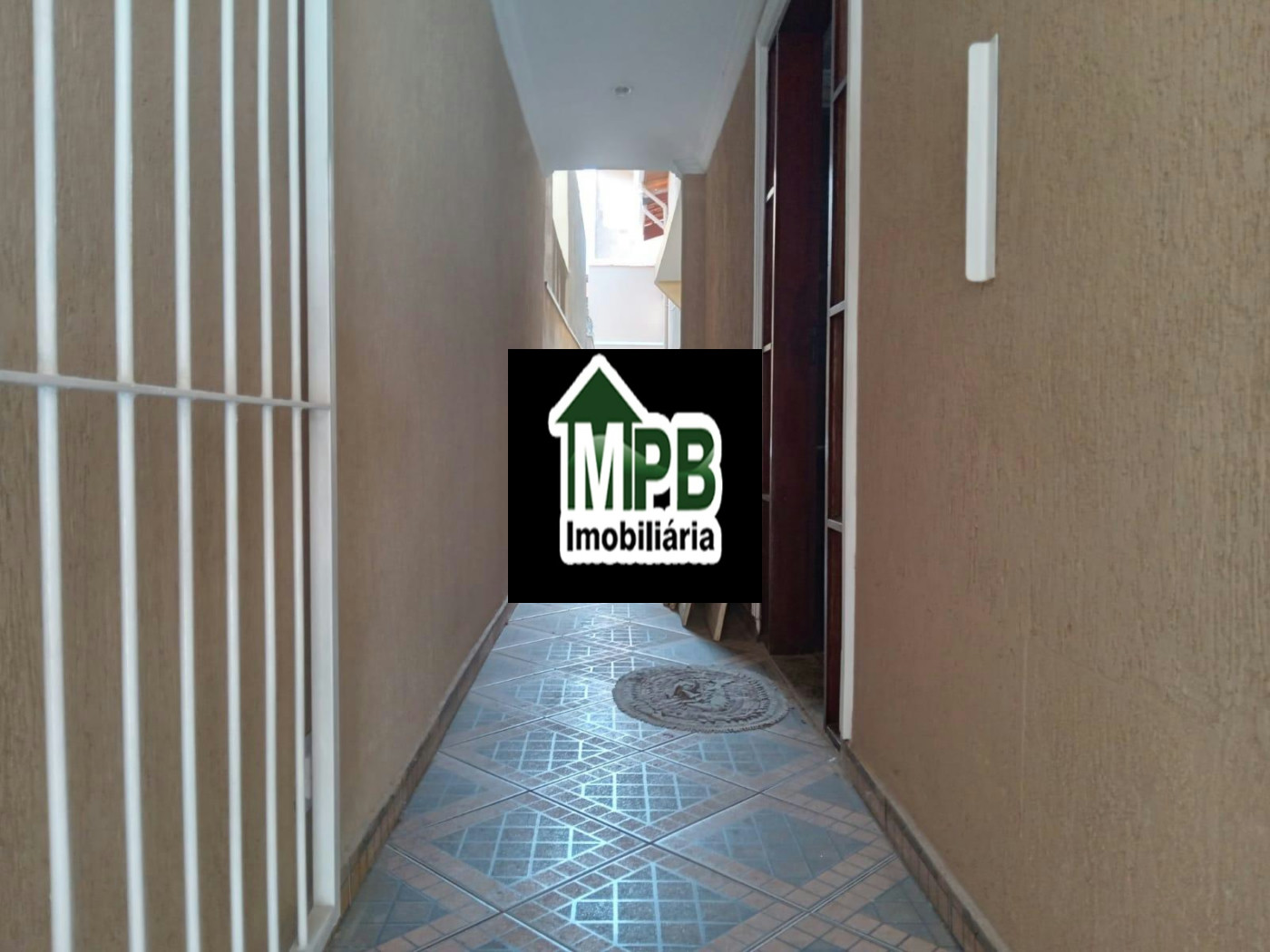 Sobrado à venda com 2 quartos, sendo 1 suíte, em Jardim Altos Do Itavuvu, Sorocaba, SP