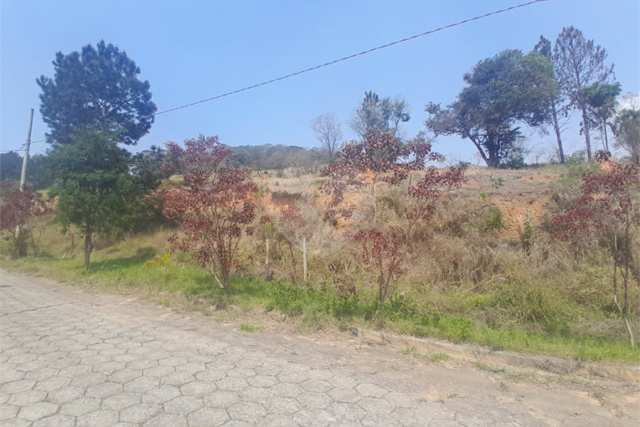 Terreno à venda no condomínio Aútria da Cantareira, Mairiporã - SP
