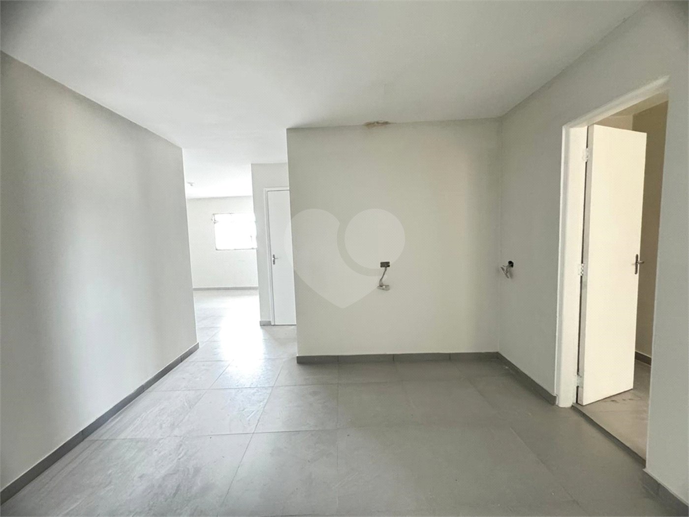 Apartamento para alugar com 1 quarto em Jardim Dona Benta, Suzano, SP