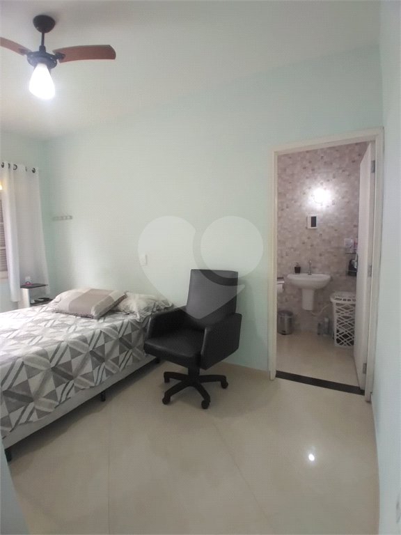 Casa Térrea à venda com 3 suítes em Loty, Itanhaém, SP
