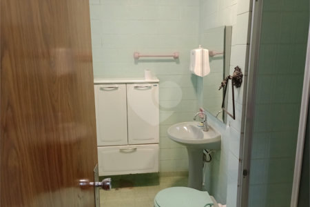 Casa à venda com 4 quartos, sendo 1 suíte, em Vila Rosa, Itapetininga, SP