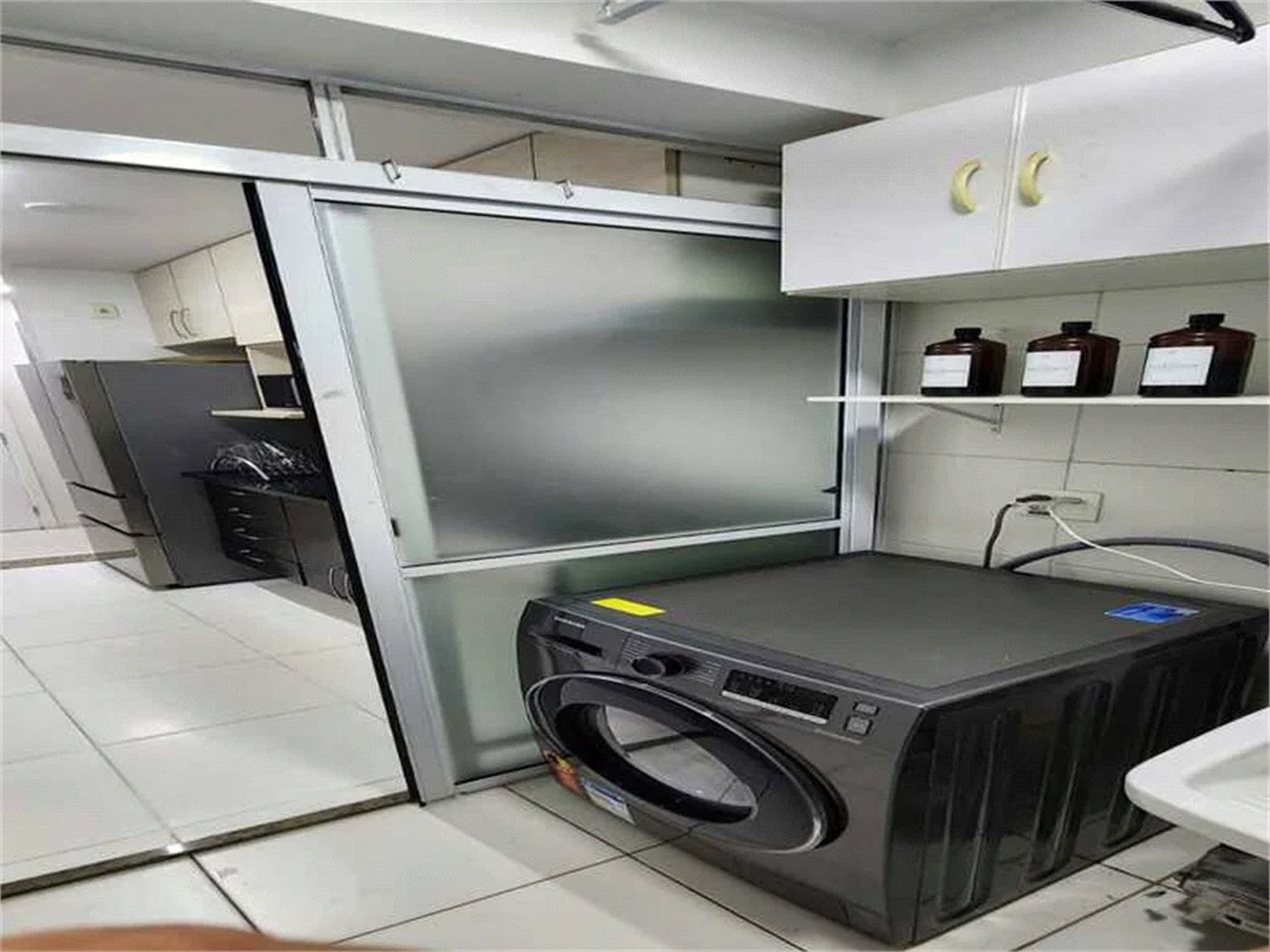 Apartamento à venda com 2 quartos, sendo 1 suíte, em Parque Reboucas, São Paulo, SP
