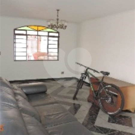 Sobrado à venda com 4 quartos em Vila Ipojuca, São Paulo, SP