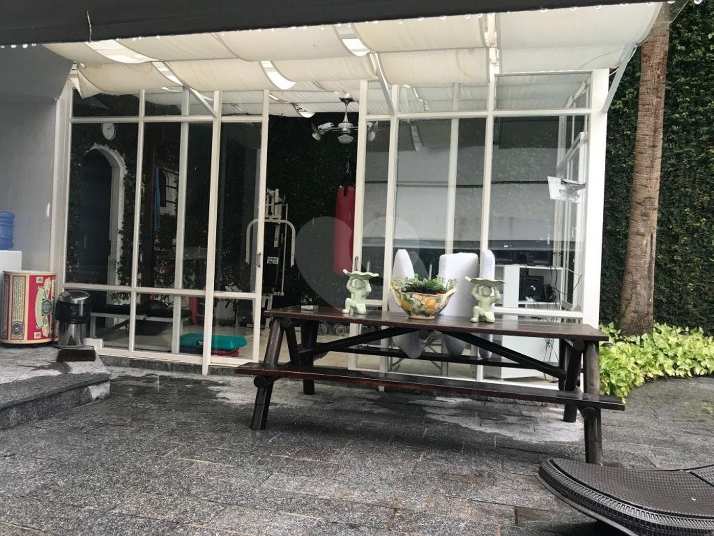 Casa à venda com 5 quartos, sendo 2 suítes,  em Jardim Everest, São Paulo, SP