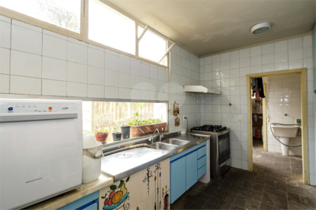 Casa de Vila para alugar com 4 quartos, sendo 1 suíte, em Granja Julieta, São Paulo, SP