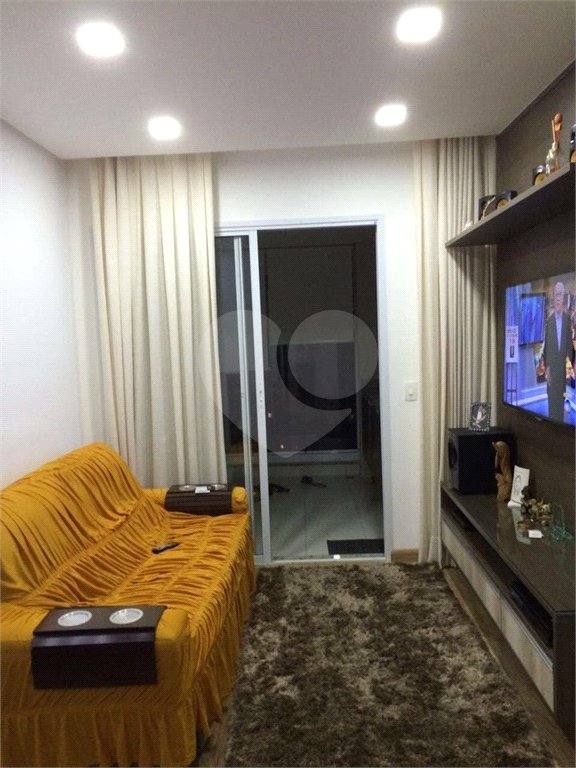Apartamento à venda com 3 quartos, sendo 1 suíte, em Parque Reboucas, São Paulo, SP