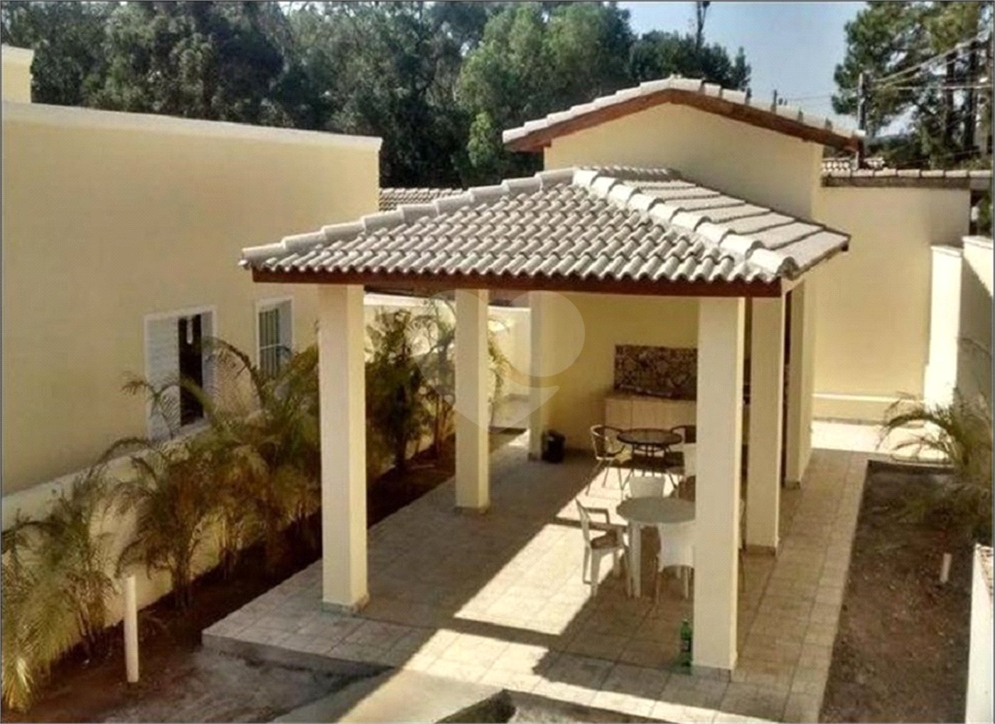 Casa à venda com 3 quartos no condomínio Residencial Vila D`ouro, Cotia - SP
