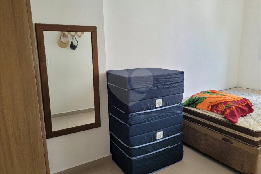 Apartamento à venda com 2 quartos, sendo 1 suíte, no Centro, Mongaguá, SP