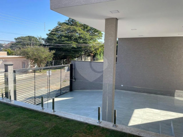 Casa à venda com 3 suítes em Parque Arco Iris, Atibaia, SP