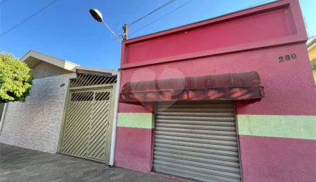 Casa à venda com 2 quartos em Parque Industrial, São Carlos, SP