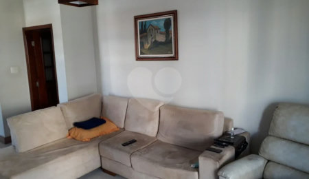 Sobrado à venda com 3 quartos, sendo 1 suíte,  em Jardim Santo André, São João da Boa Vista, SP