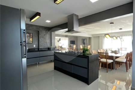 Apartamento à venda ou para alugar com 2 suítes em Atibaia Jardim, Atibaia, SP