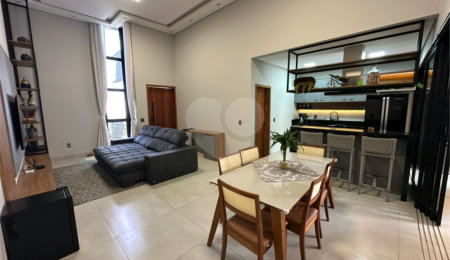 Casa à venda com 3 quartos, sendo 1 suíte,  no condomínio Residencial Evidências, Indaiatuba - SP