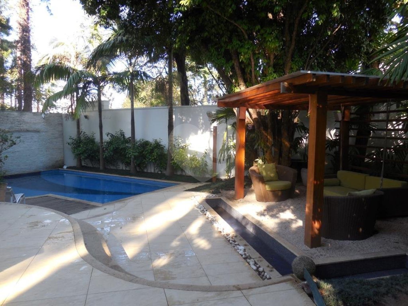 Casa à venda ou para alugar com 4 suítes no condomínio Villa Imperial, São Paulo - SP