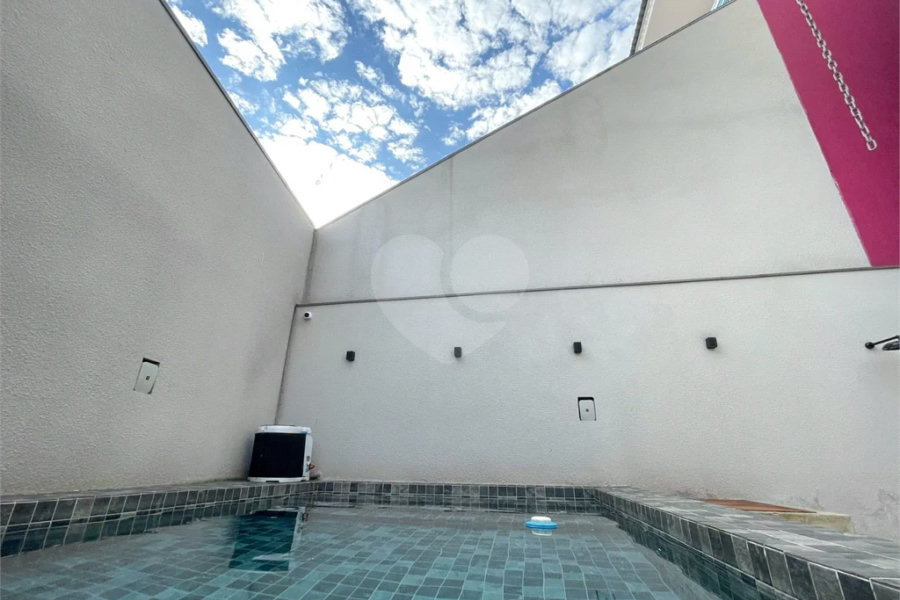 Casa à venda com 3 suítes em Mandaqui, São Paulo, SP