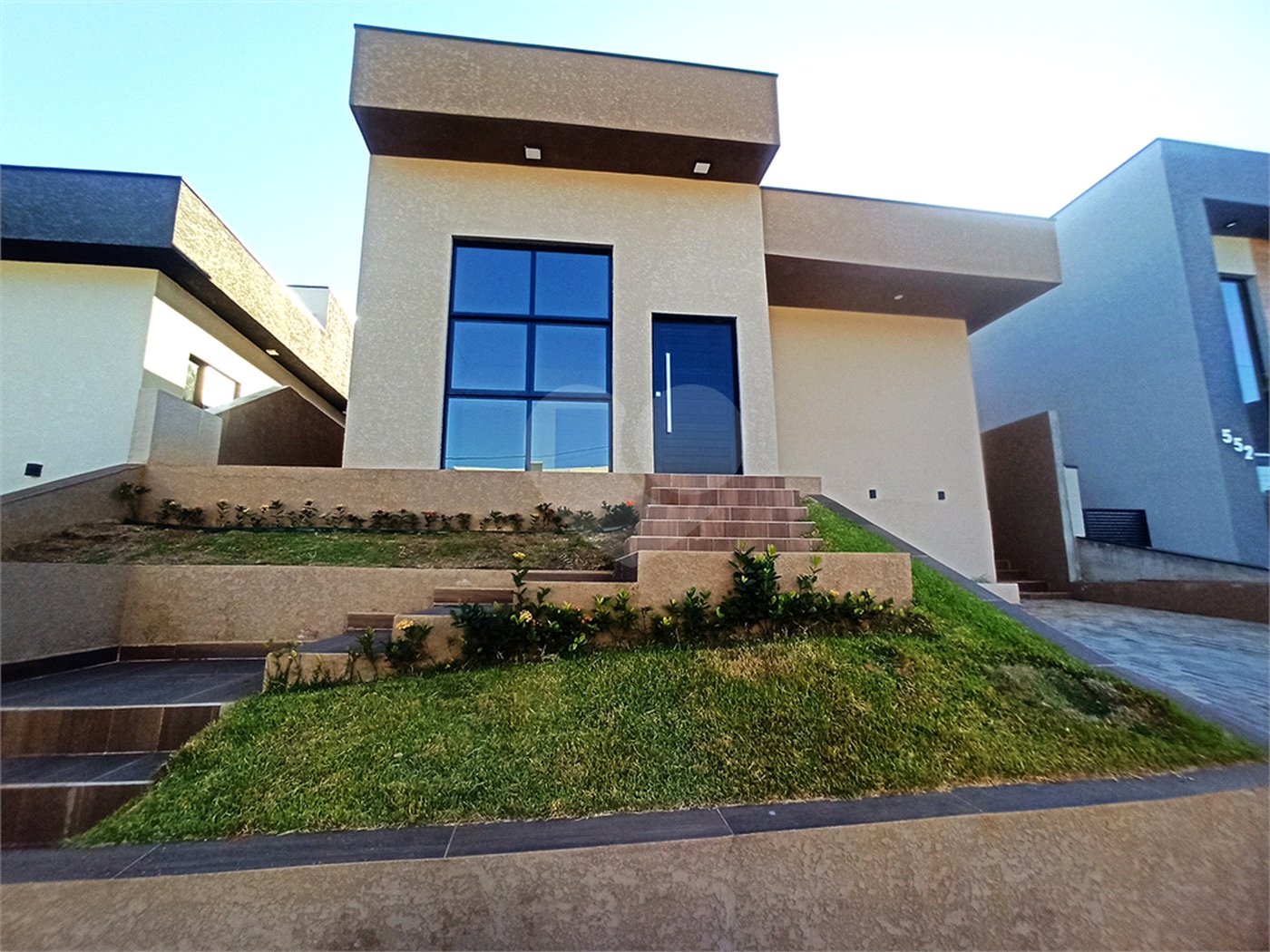 Casa à venda com 3 quartos, sendo 1 suíte, no condomínio Buona Vita, Atibaia - SP