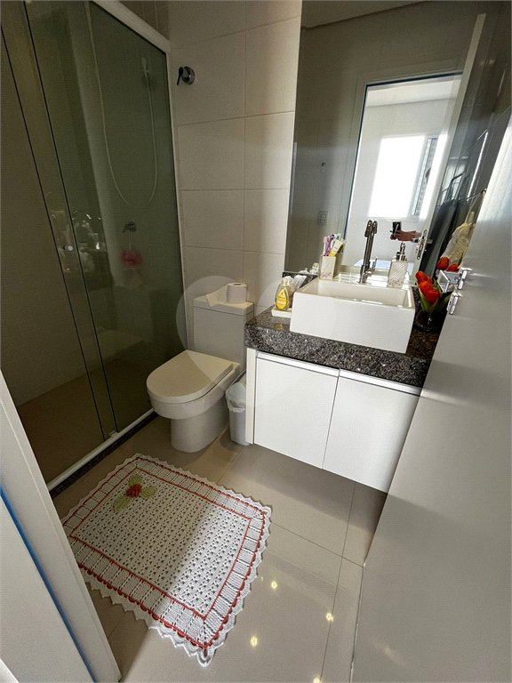 Apartamento à venda com 3 quartos, sendo 2 suítes, em Cidade Alta, Cuiabá, MT