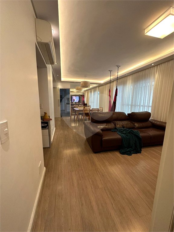 Apartamento à venda com 3 suítes em Santana, São Paulo, SP