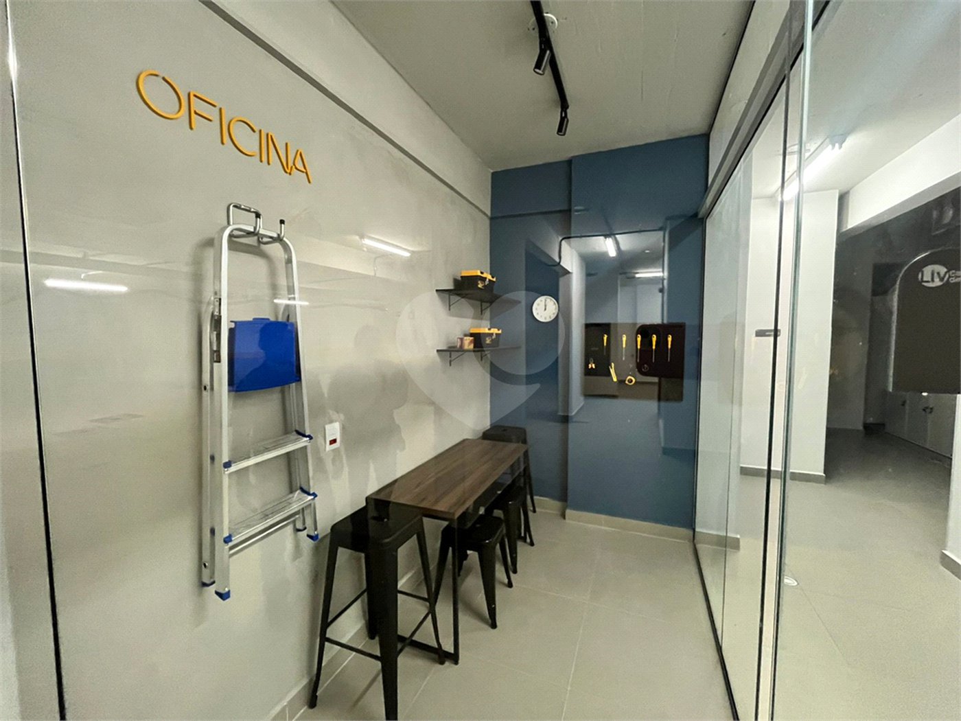 Apartamento para alugar com 2 quartos, sendo 1 suíte,  em Vila Oliveira, Mogi das Cruzes, SP