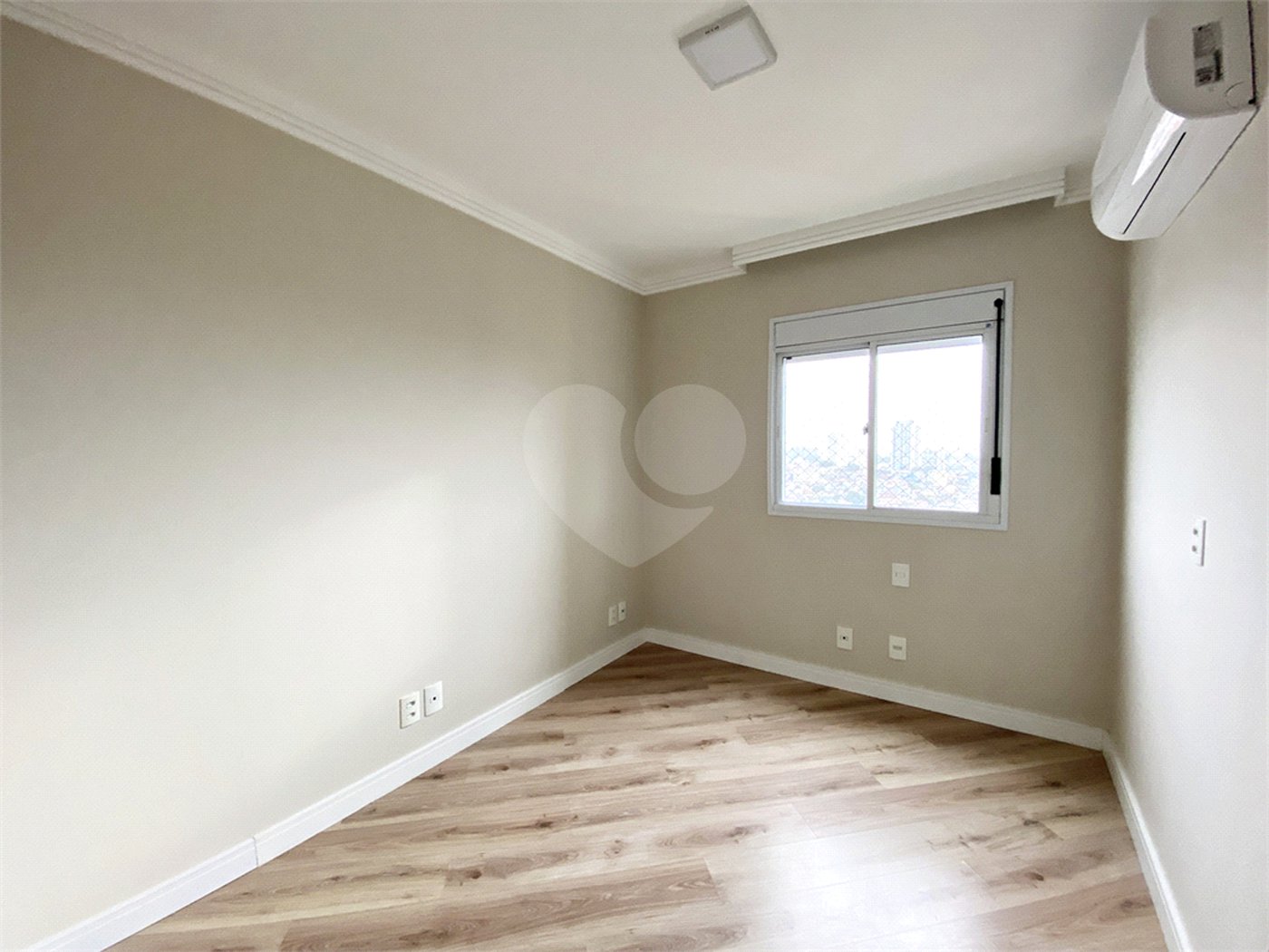Apartamento à venda com 3 suítes em Santana, São Paulo, SP