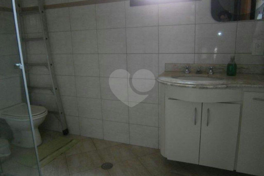 Sobrado à venda com 3 quartos, sendo 1 suíte, em Santa Teresinha, São Paulo, SP