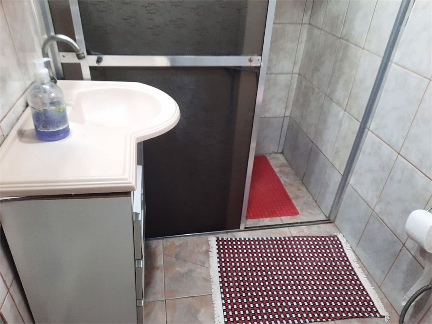 Terreno de 503 m² com Casa à Venda em Vicente de Carvalho | Excelente Oportunidade para Investidores Próximo ao Futuro Túnel Santos–Guarujá