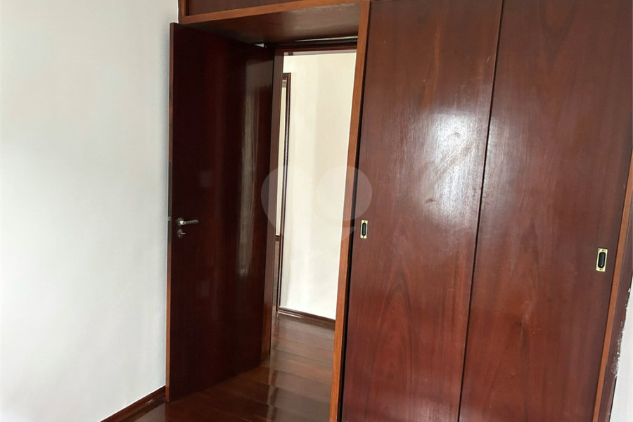 Sobrado à venda com 4 quartos, sendo 2 suítes, em Água Fria, São Paulo, SP