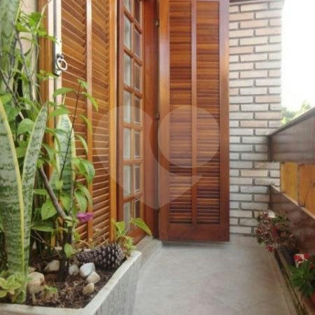 Casa à venda com 3 quartos, sendo 1 suíte,  em Parque Monte Alegre, Taboão da Serra, SP