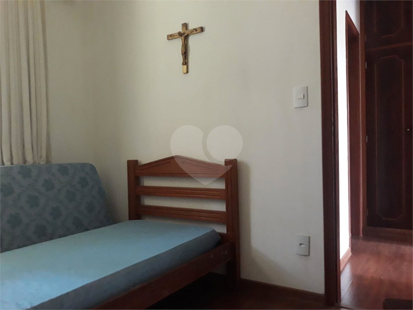 Chácara à venda com 3 quartos, sendo 2 suítes,  no Centro (canguera), São Roque, SP