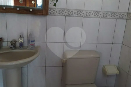 Casa à venda com 7 quartos, sendo 3 suítes, em Fazenda Marajoara, Campo Limpo Paulista, SP