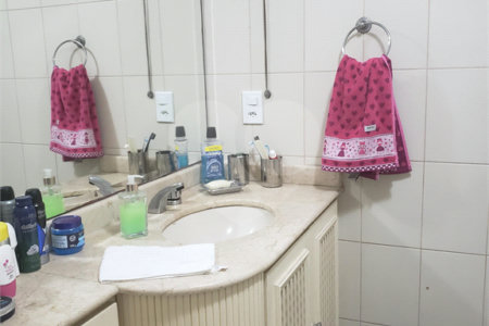 Apartamento à venda com 3 quartos, sendo 1 suíte, em Alto da Boa Vista, São Paulo, SP
