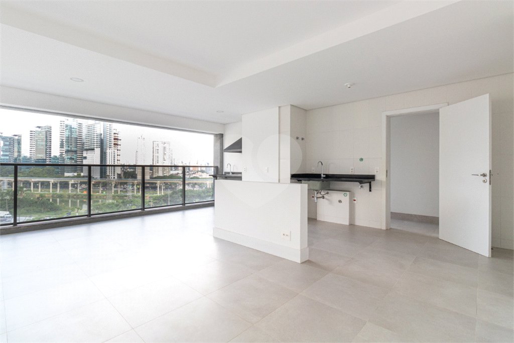 Apartamento à venda com 2 suítes em Jardim Morumbi, São Paulo, SP