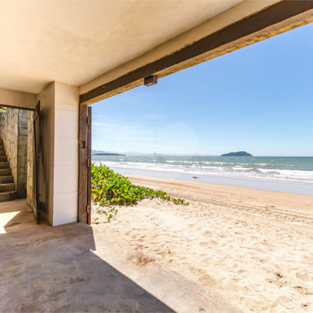 Casa em condomínio à venda com 6 quartos, sendo 5 suítes,  em Praia Rasa, Armação dos Búzios, RJ