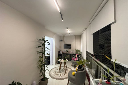 Apartamento à venda com 4 quartos, sendo 1 suíte, em Jardim Vazani, São Paulo, SP
