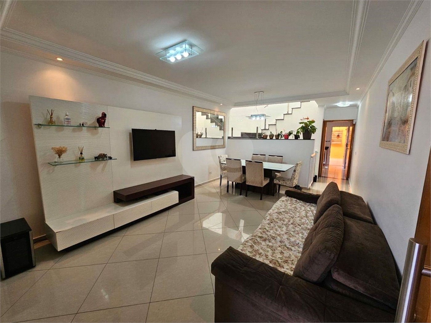 Casa à venda com 3 suítes em Vila Carrão, São Paulo, SP