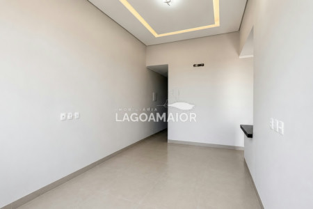 Casa à venda com 3 quartos, sendo 1 suíte,  em Jardim dos Ipês, Três Lagoas, MS