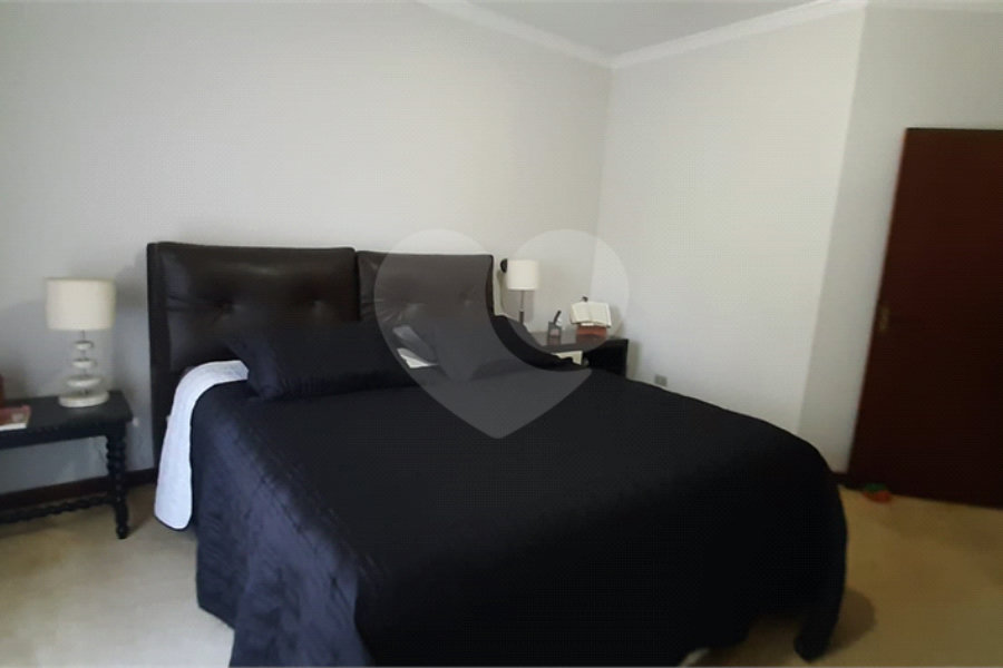 Casa à venda com 3 quartos, sendo 1 suíte, no condomínio Sausalito, Mairiporã - SP