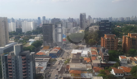 Sala à venda em Alto da Boa Vista, São Paulo, SP
