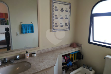 Apartamento à venda com 4 suítes em Jardim Marajoara, São Paulo, SP
