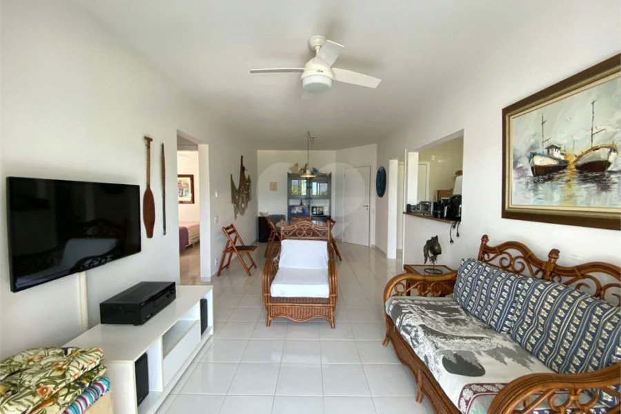 Apartamento à venda com 2 quartos, sendo 1 suíte,  em Riviera de São Lourenço, Bertioga, SP