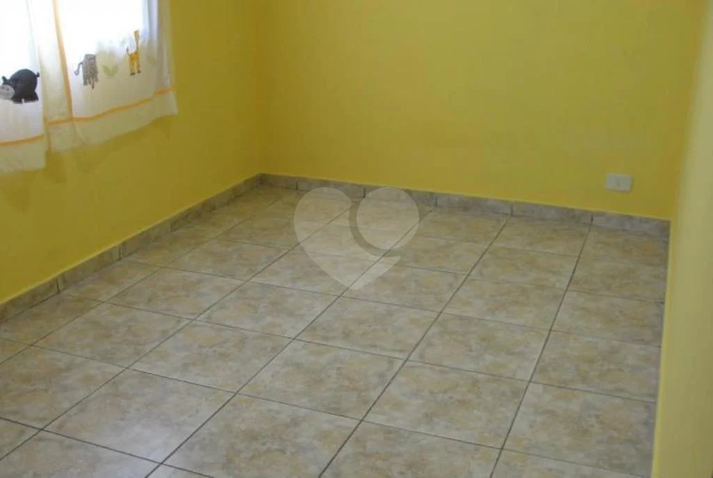 Sobrado à venda com 3 quartos, sendo 1 suíte, em Tremembé, São Paulo, SP