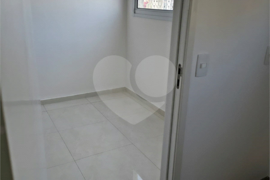 Apartamento à venda com 2 quartos em Vila Guarani, São Paulo, SP