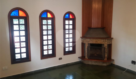 Sobrado à venda com 3 quartos, sendo 1 suíte,  em Campo Grande, São Paulo, SP