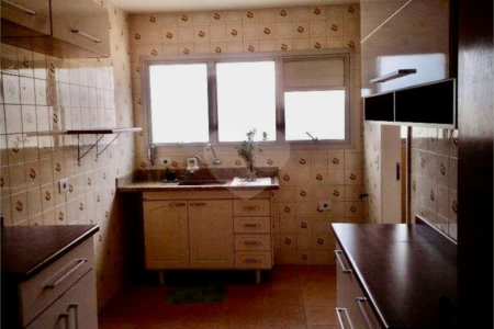 Apartamento à venda com 3 quartos, sendo 1 suíte, em Vila Clementino, São Paulo, SP