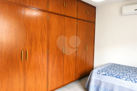 Sobrado à venda com 3 quartos, sendo 1 suíte, em Brooklin, São Paulo, SP