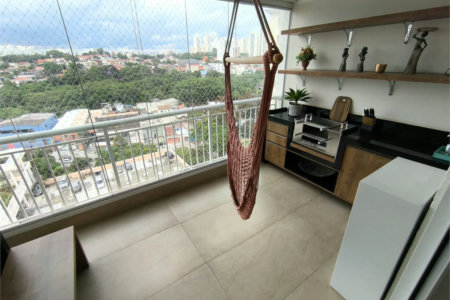 Apartamento à venda com 3 quartos, sendo 1 suíte, em Jardim Vazani, São Paulo, SP