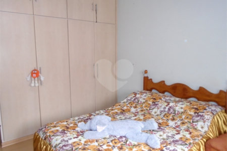 Sobrado à venda com 3 quartos, sendo 1 suíte,  em Santo Amaro, São Paulo, SP